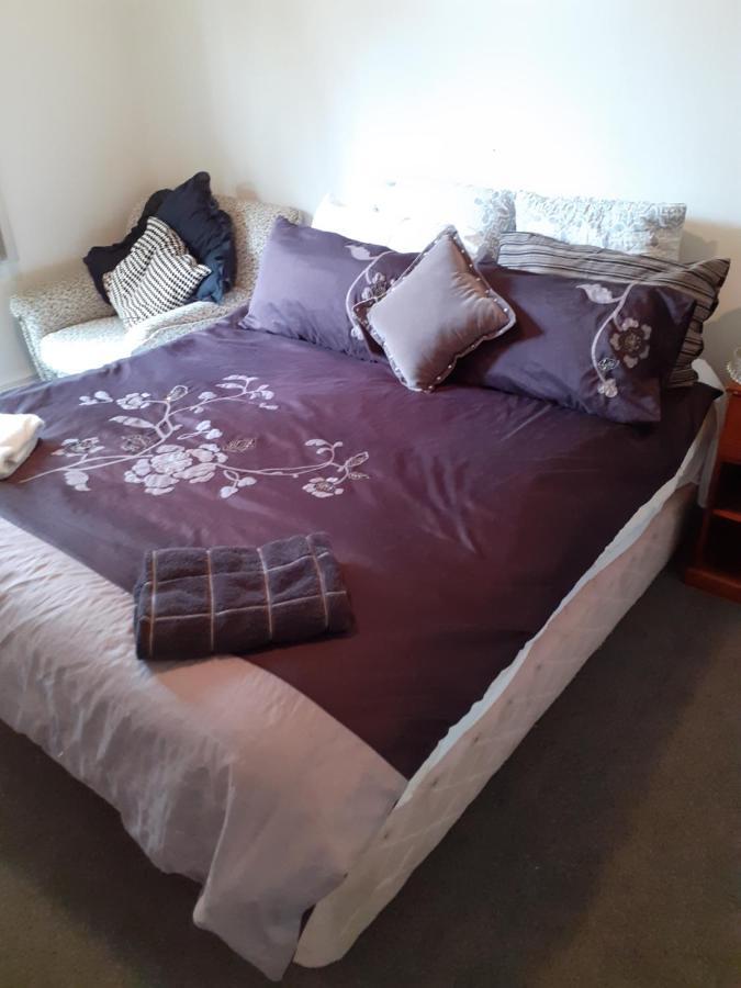 Intrepid Bed & Breakfast Christchurch Extérieur photo