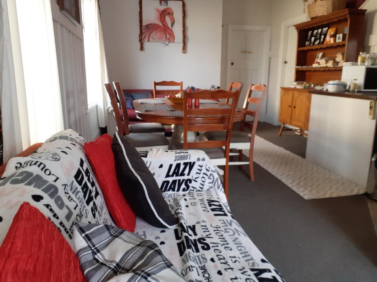 Intrepid Bed & Breakfast Christchurch Extérieur photo