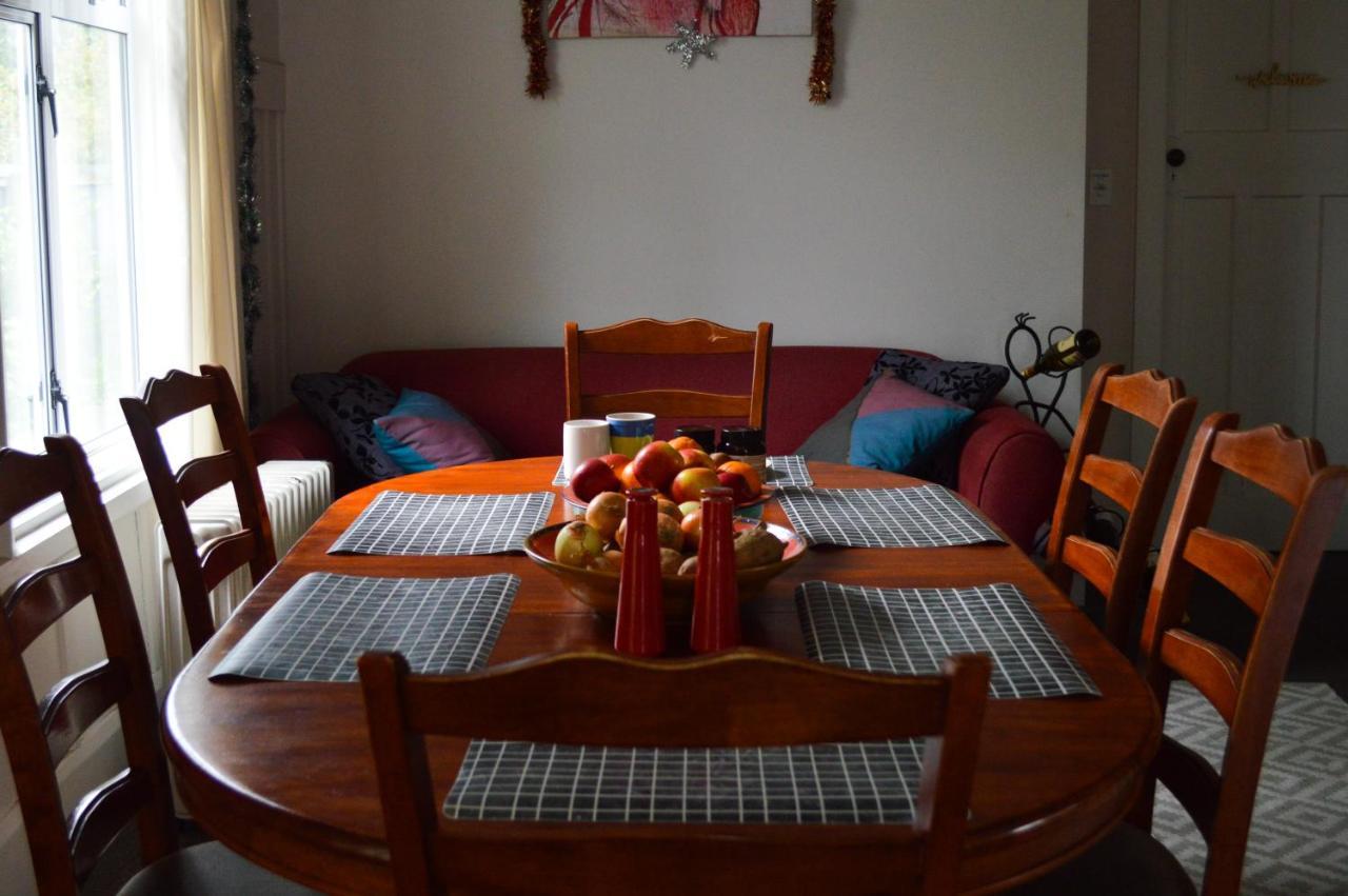 Intrepid Bed & Breakfast Christchurch Extérieur photo